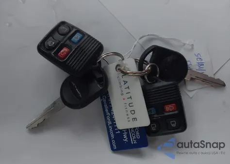 2007 Ford Mustang из США, поврежденный, VIN 1ZVFT82H475229276